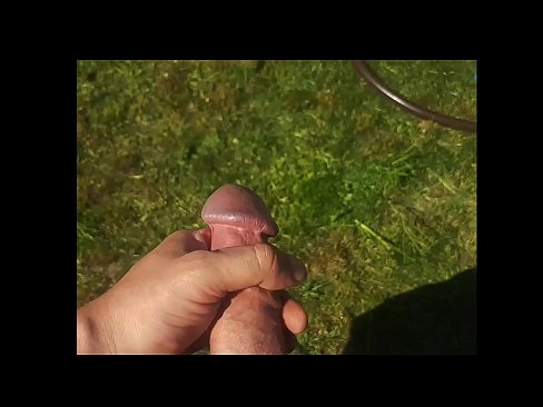 ❤️ Hot hottie gets her pink pussy fucked and cums with a squirt in a summer garden ☑ Super porn at en-us.stroybassein.ru ❌